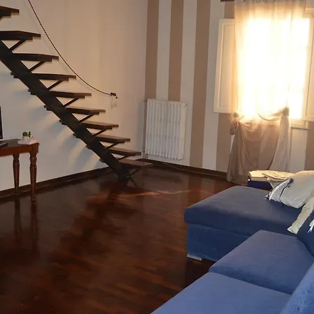 Dimora Anfiteatro Διαμέρισμα Λούκα